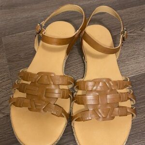Ugg Larissa Sandal Brown Size 9 Hardly Worn